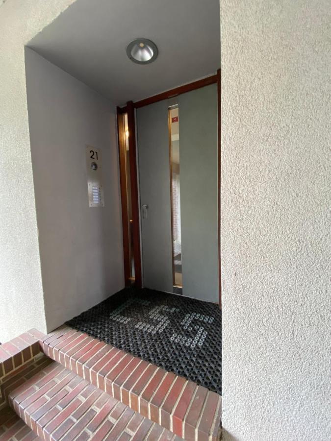 Schoene Grosse 4 Zimmer-Altbauwohnung Κίελο Εξωτερικό φωτογραφία