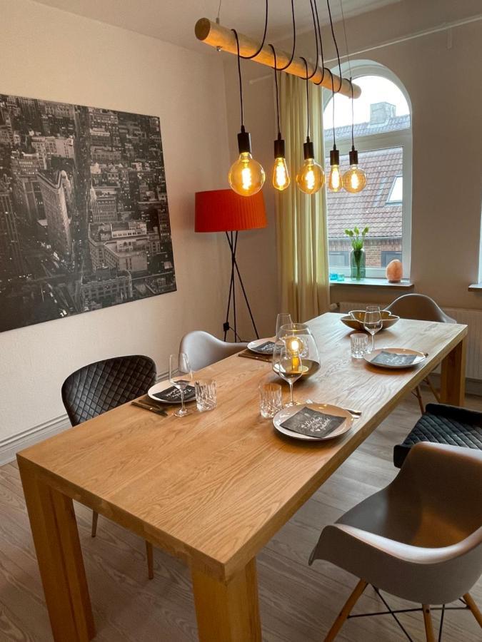 Schoene Grosse 4 Zimmer-Altbauwohnung Κίελο Εξωτερικό φωτογραφία
